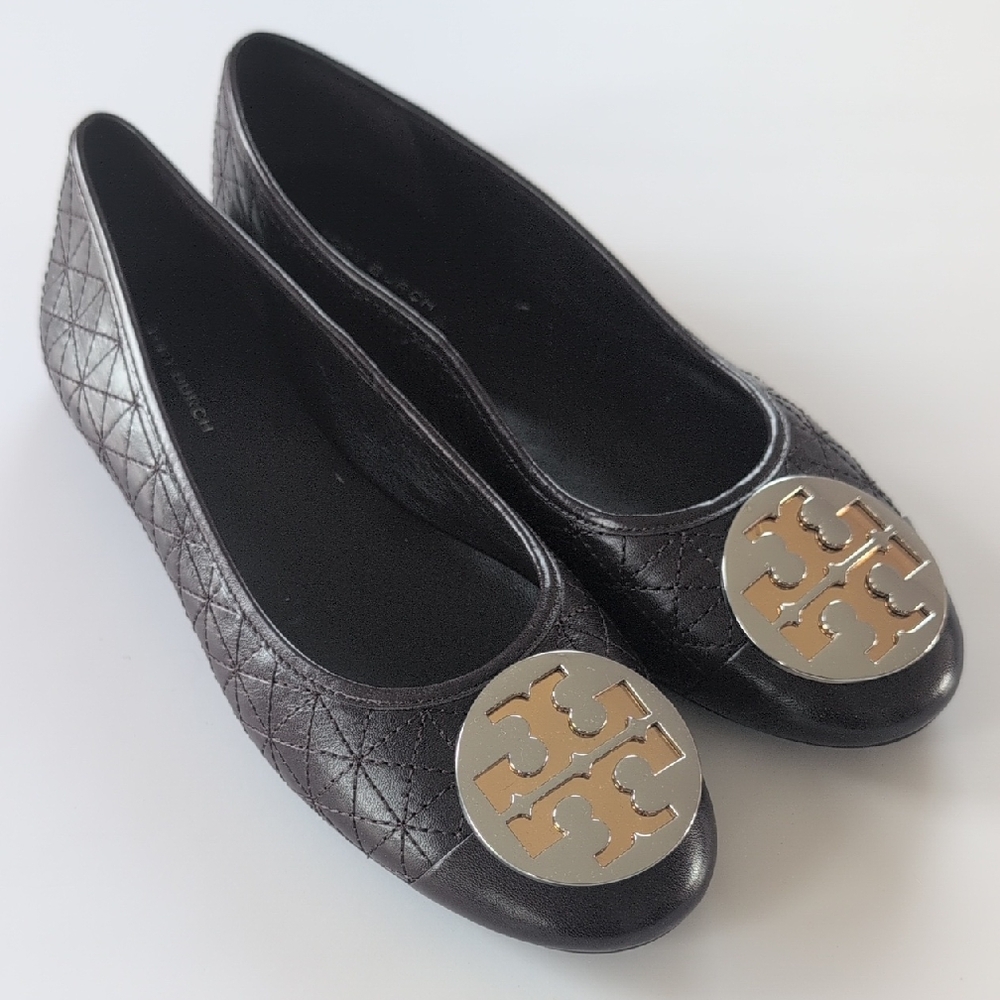 NWT Tory Burch Black Quilted Flats with Silver Logo